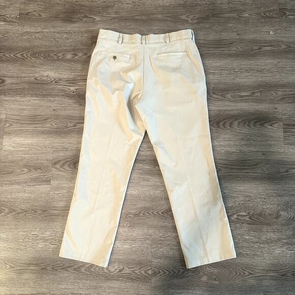Walter Hagen Men’s Golf Pants 35x30 Beige Flat Front Classic Fit - Picture 2 of 10